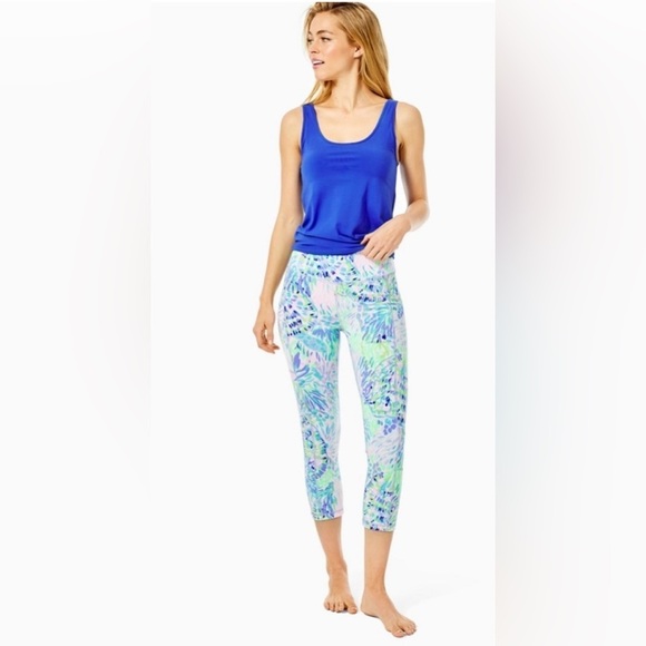 Lilly Pulitzer Weekender 21" High-Rise Crop Legging mulit shell of a party small - Picture 1 of 8